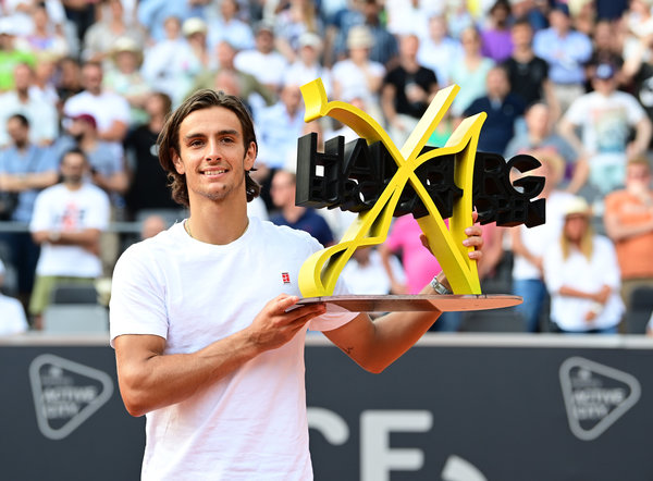 阿马杜肯定 阿马杜肯定